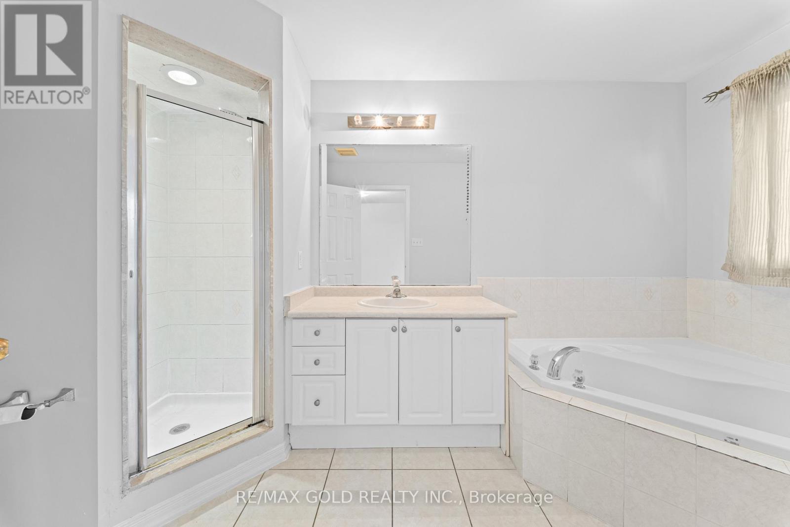 15 Revelstoke Place, Brampton, Ontario  L6R 3G3 - Photo 26 - W12986292