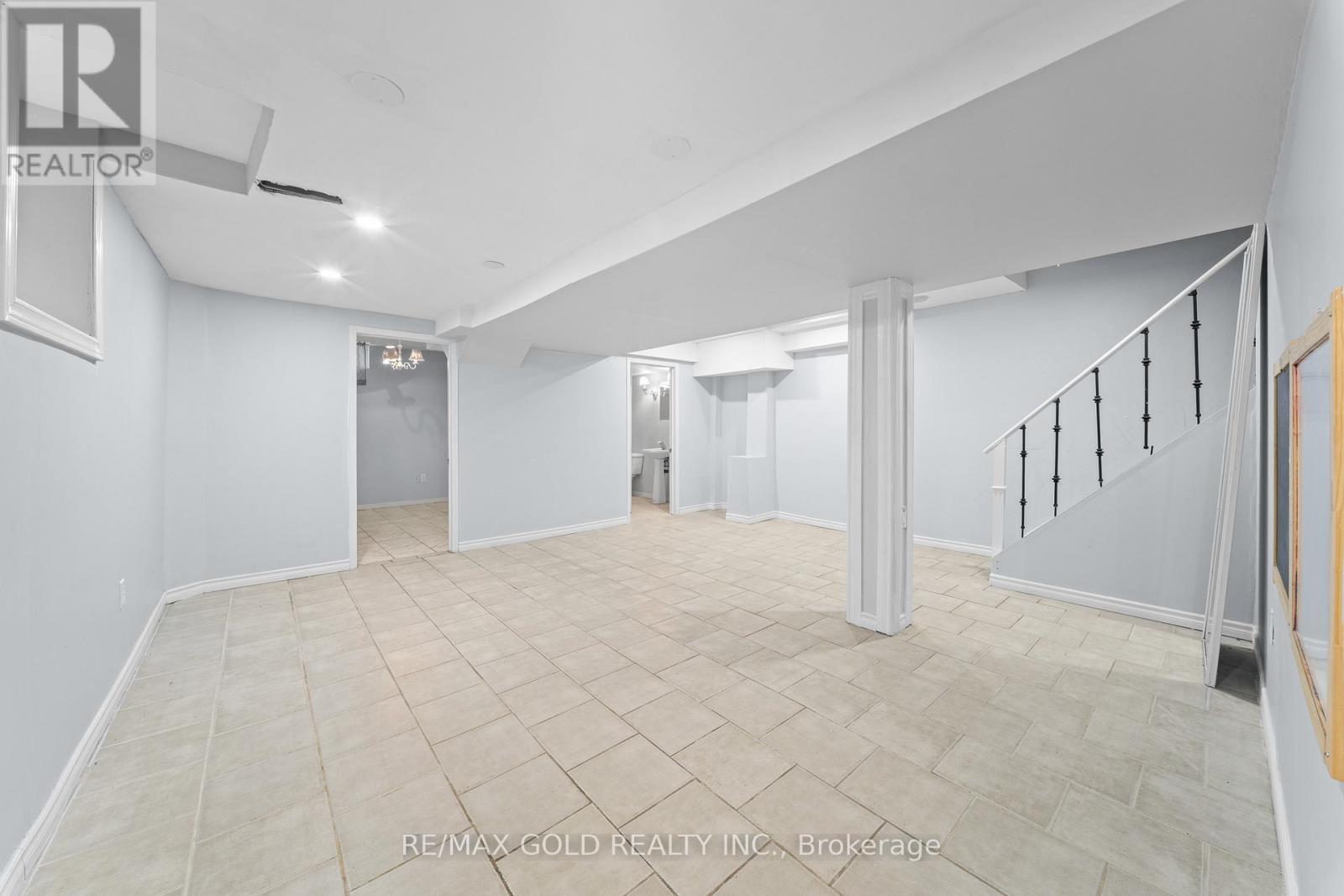 15 Revelstoke Place, Brampton, Ontario  L6R 3G3 - Photo 39 - W12986292