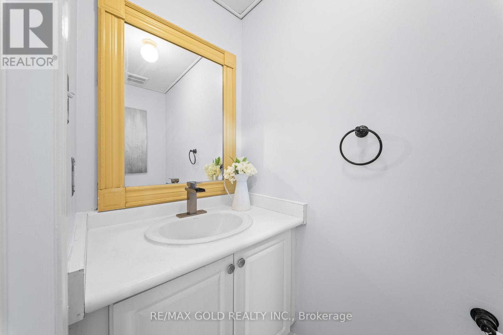 15 Revelstoke Place, Brampton, Ontario  L6R 3G3 - Photo 21 - W12986292