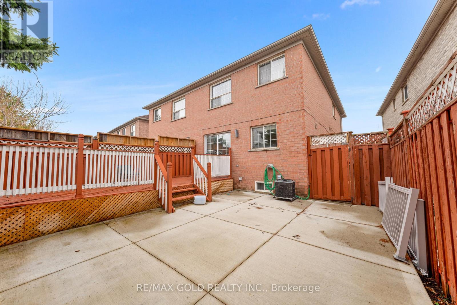 15 Revelstoke Place, Brampton, Ontario  L6R 3G3 - Photo 46 - W12986292