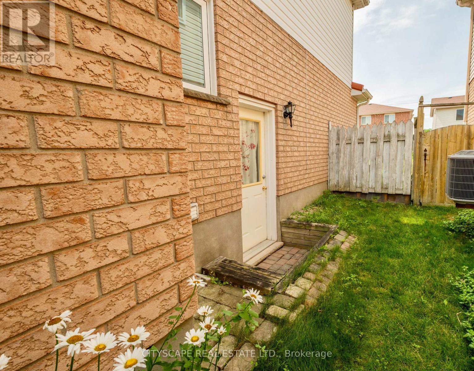 57 Ryde Road, Guelph, Ontario  N1K 1V5 - Photo 24 - X12982840