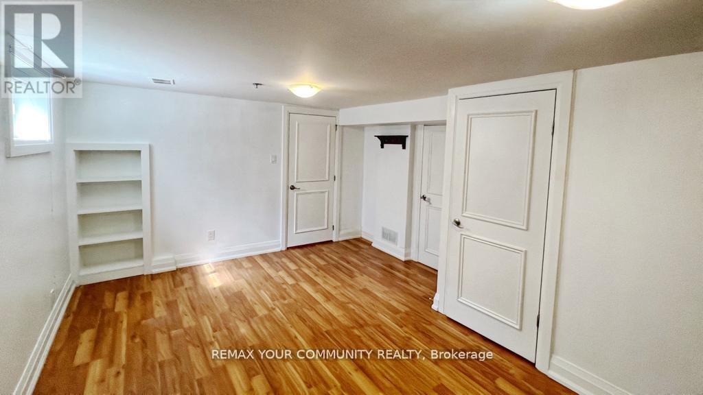 Lower - 32 Collins Crescent, Aurora, Ontario  L4G 2W2 - Photo 10 - N12986972