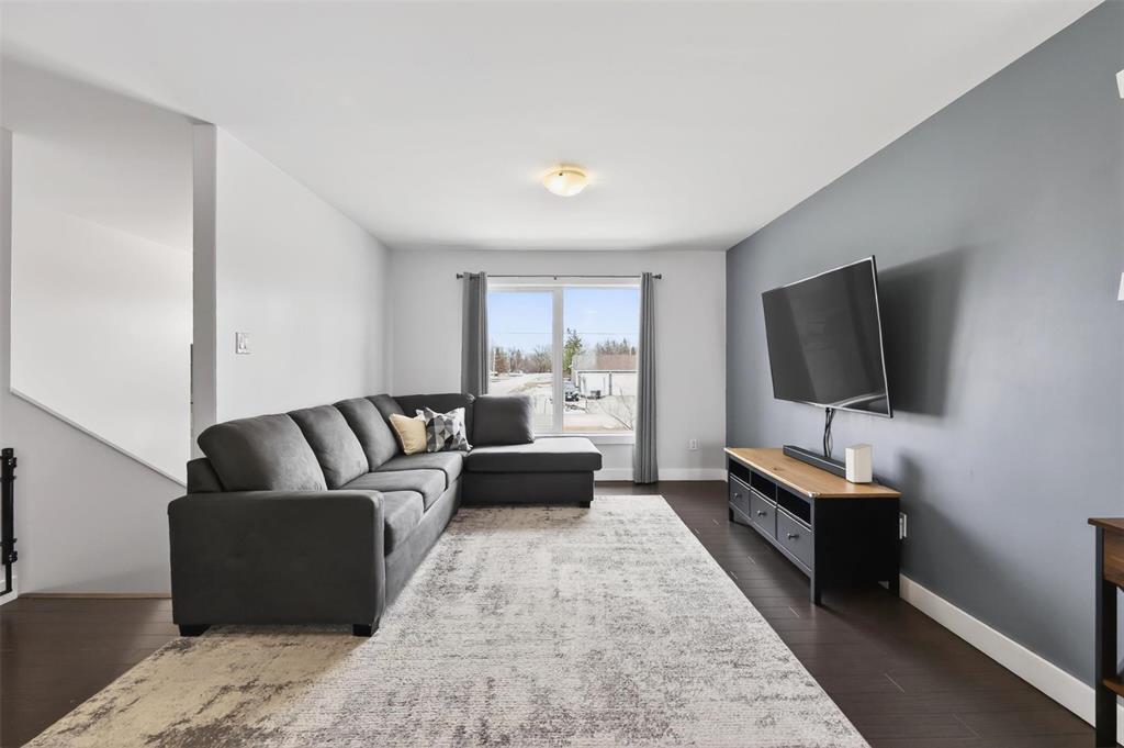 13 Fossay Street, Elie, Manitoba  R0H 0H0 - Photo 10 - 202606954