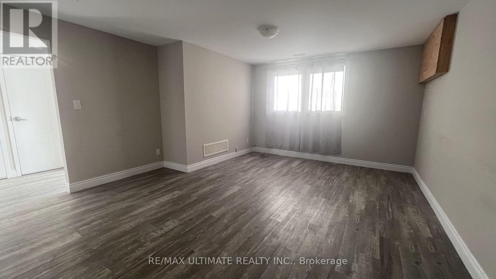 Main - 321 Warrington Road, Clearview, Ontario L0M 1S0 - Photo 12 - S12986982