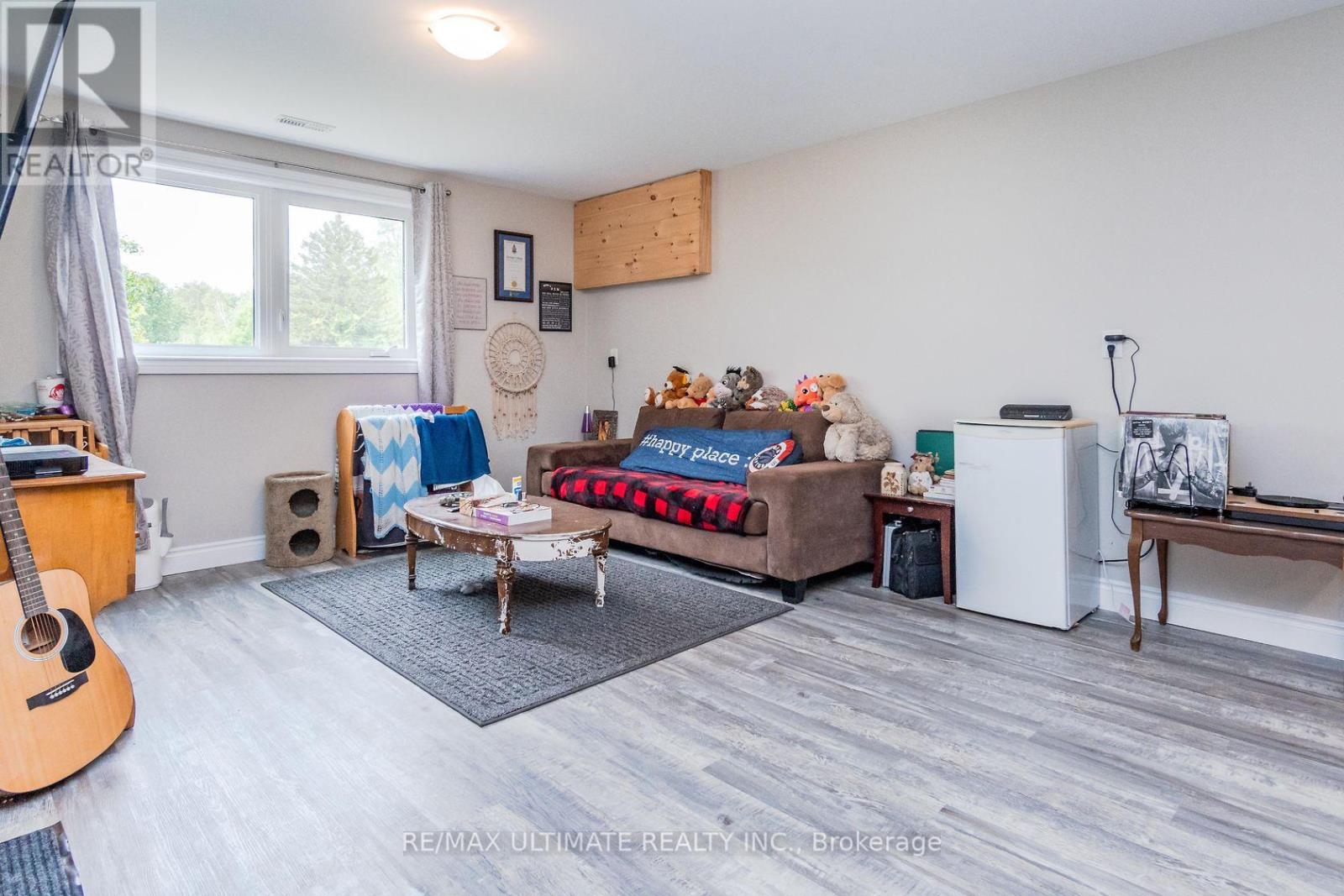 Main - 321 Warrington Road, Clearview, Ontario L0M 1S0 - Photo 25 - S12986982