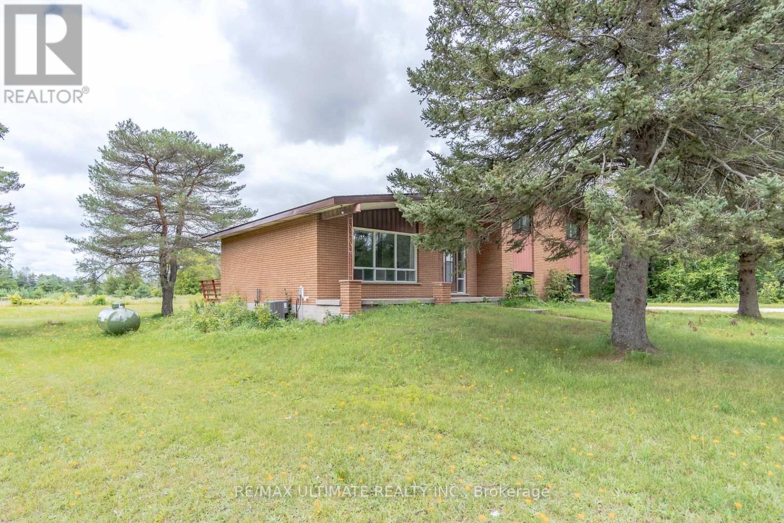 Main - 321 Warrington Road, Clearview, Ontario L0M 1S0 - Photo 7 - S12986982