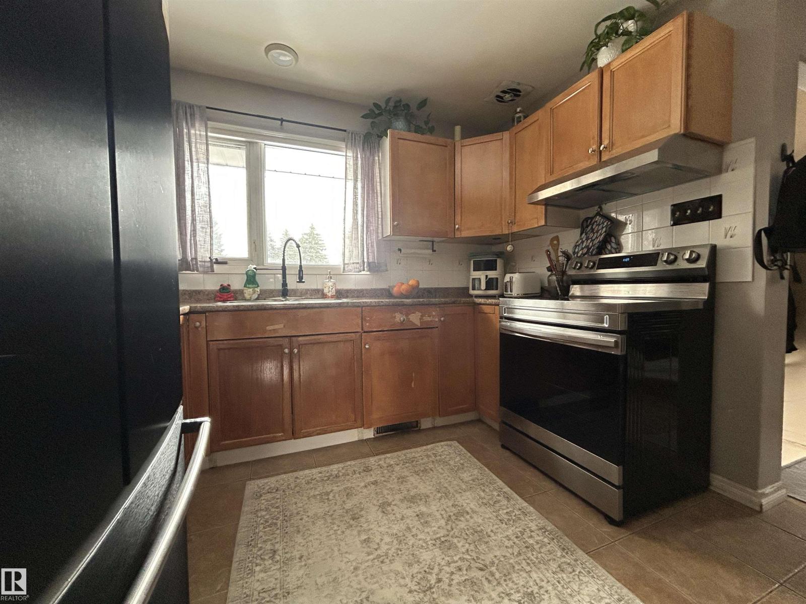 8603 149 St NW, Edmonton, Alberta  T5R 1B3 - Photo 7 - E4480675