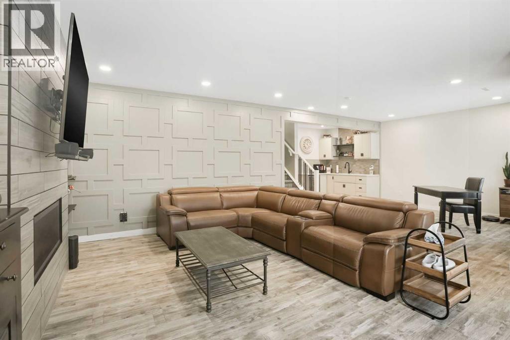 111 Crestridge View Sw, Calgary, Alberta  T3B 1G8 - Photo 22 - A2293597