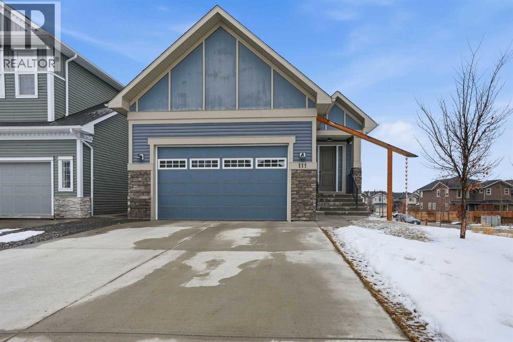 111 Crestridge View Sw, Calgary, Alberta  T3B 1G8 - Photo 2 - A2293597