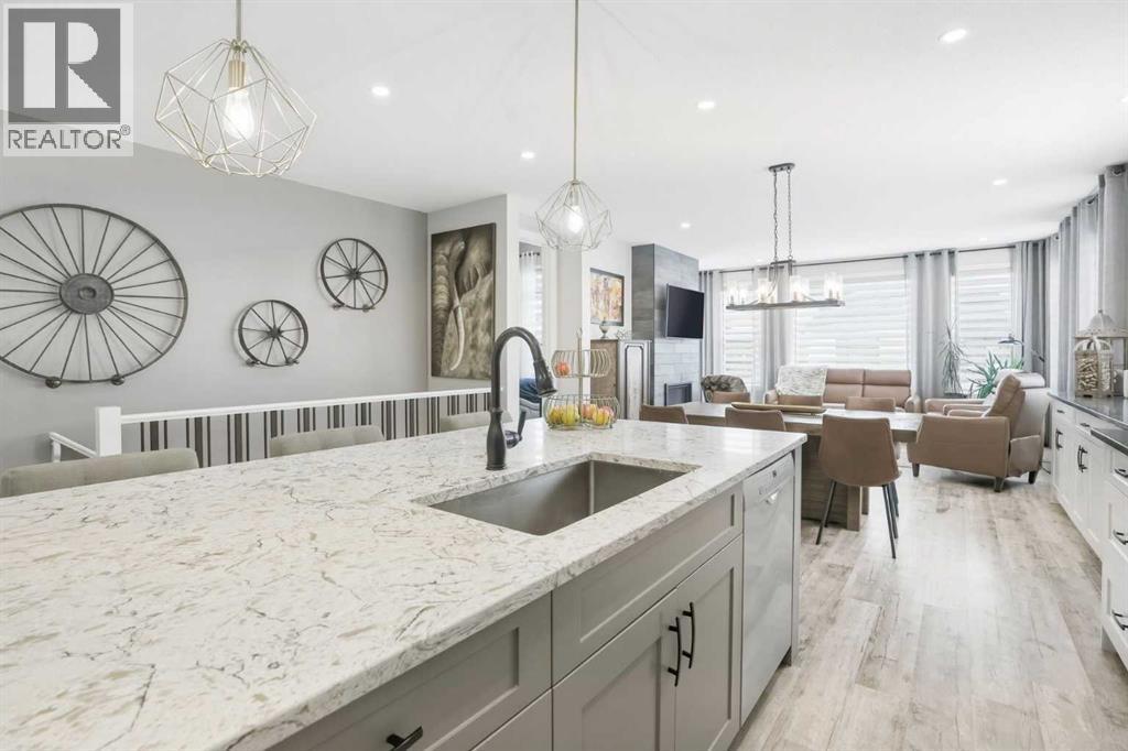 111 Crestridge View Sw, Calgary, Alberta  T3B 1G8 - Photo 12 - A2293597