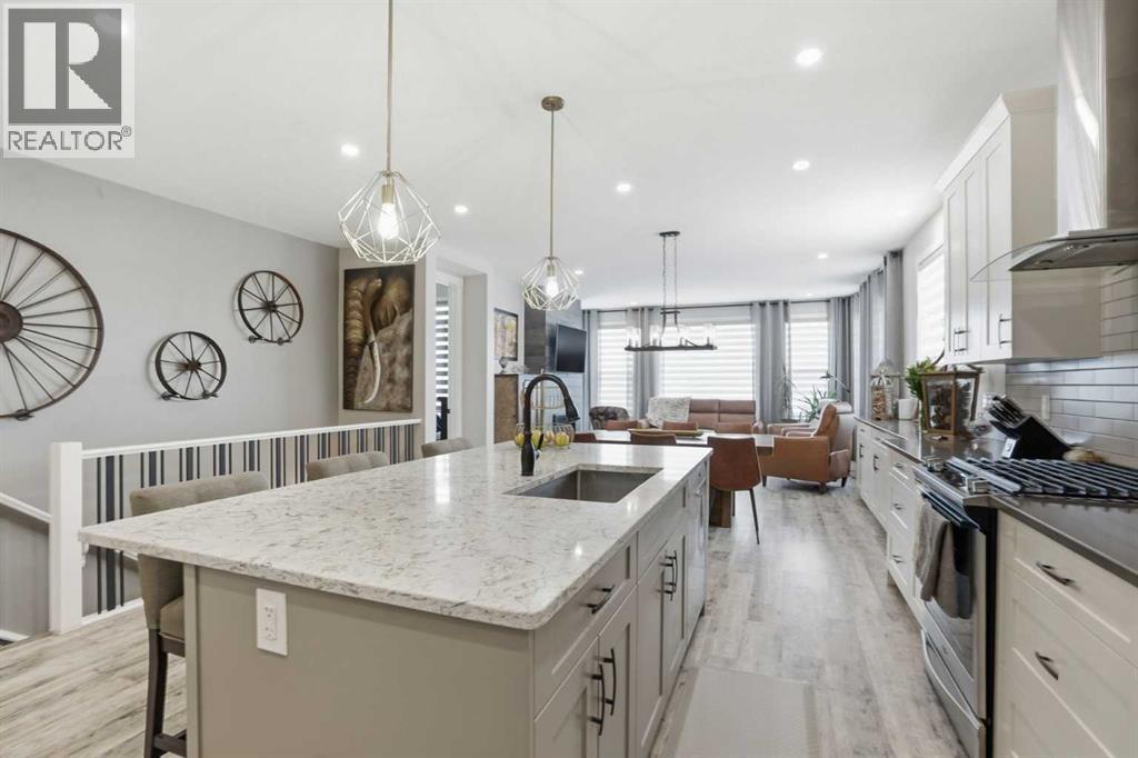 111 Crestridge View Sw, Calgary, Alberta  T3B 1G8 - Photo 10 - A2293597