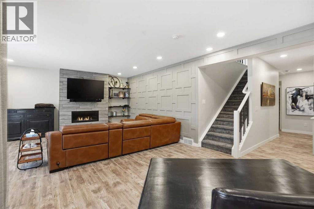 111 Crestridge View Sw, Calgary, Alberta  T3B 1G8 - Photo 24 - A2293597