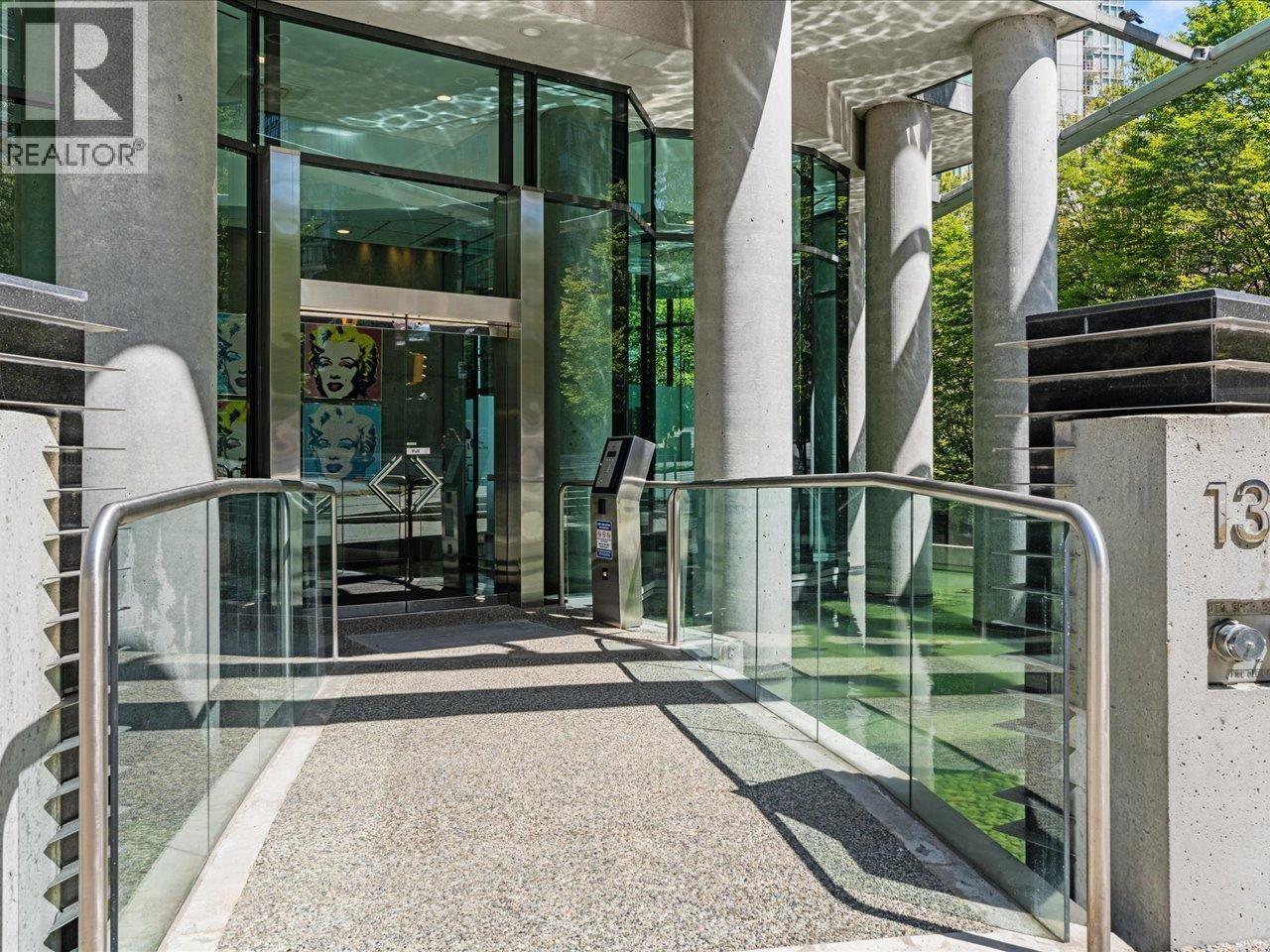 2908 1331 W Georgia Street, Vancouver, British Columbia  V6E 4P1 - Photo 3 - R3108270