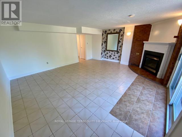 35 Euphrasia Drive, Toronto, Ontario  M6B 3V8 - Photo 32 - W12986952