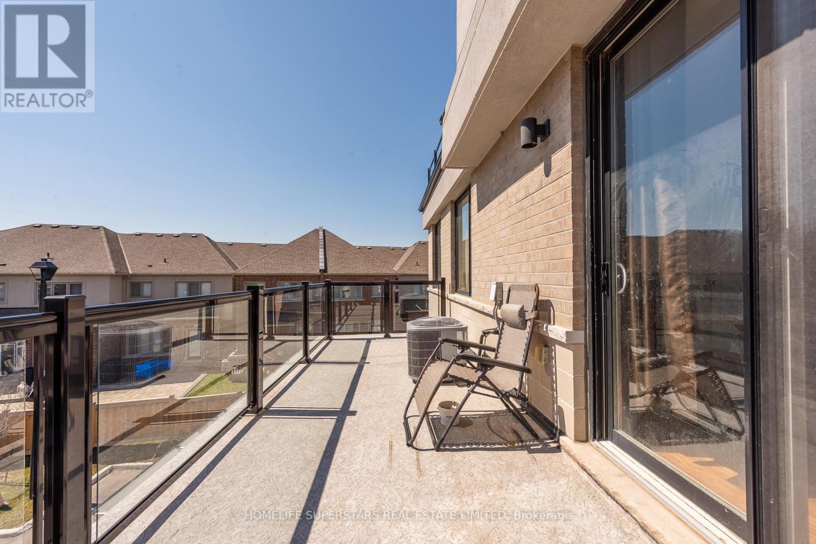 3 - 10 Knotsberry Circle, Brampton, Ontario  L6Y 6G1 - Photo 46 - W12986964