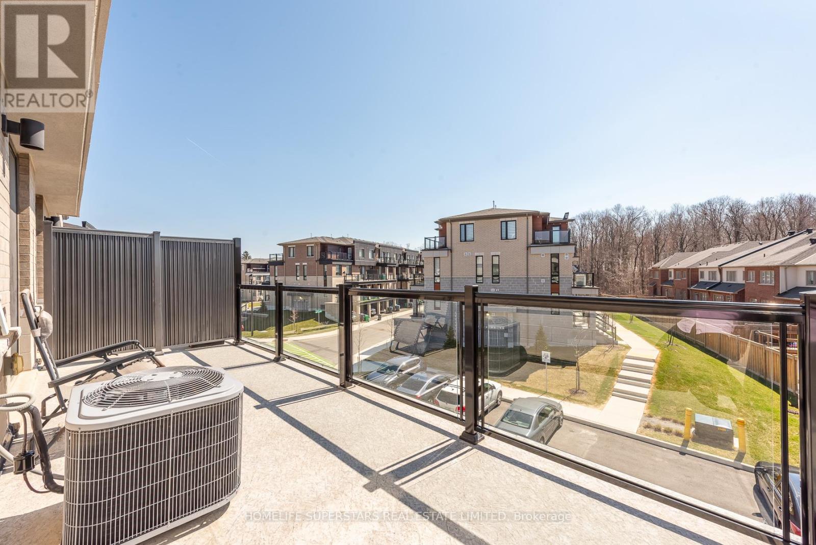 3 - 10 Knotsberry Circle, Brampton, Ontario  L6Y 6G1 - Photo 47 - W12986964