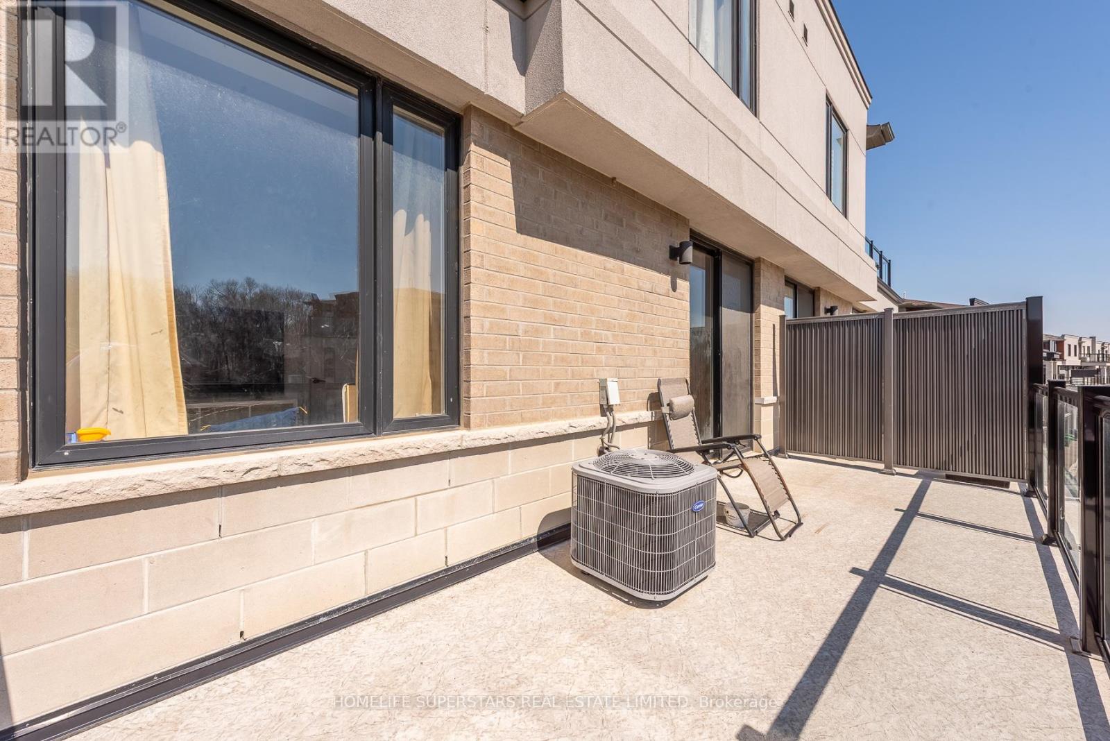 3 - 10 Knotsberry Circle, Brampton, Ontario  L6Y 6G1 - Photo 48 - W12986964