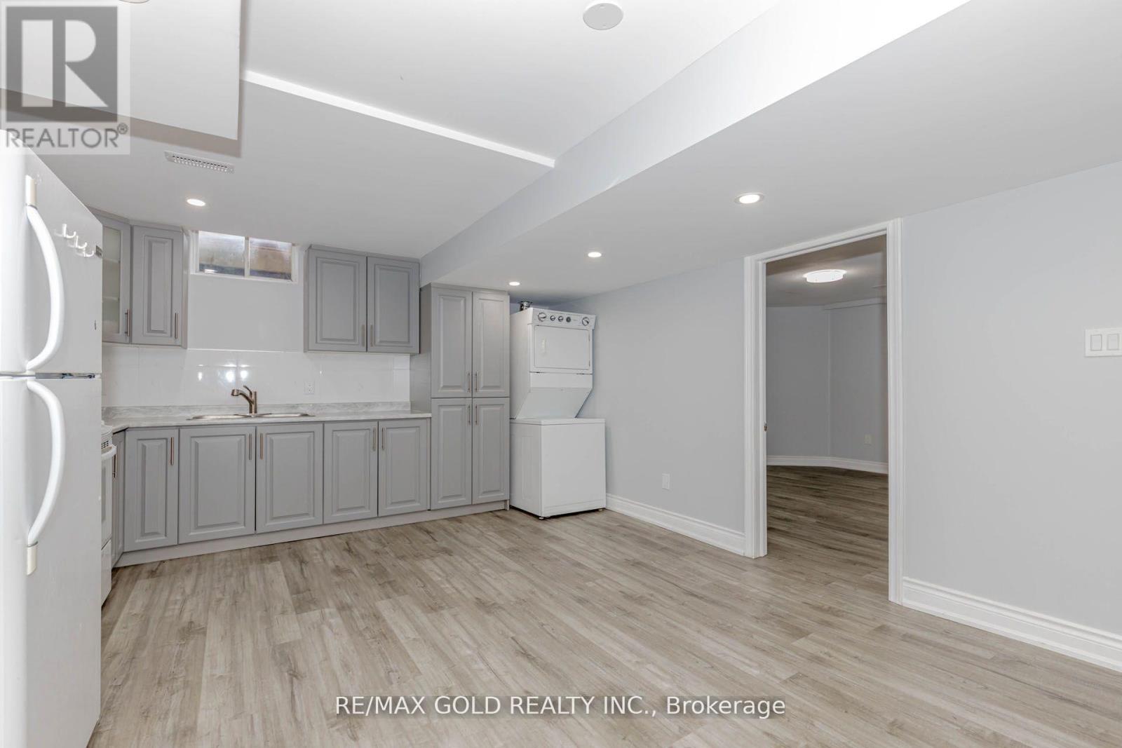 Basement - 71 Pertosa Drive, Brampton, Ontario  L6X 4W7 - Photo 12 - W12986970