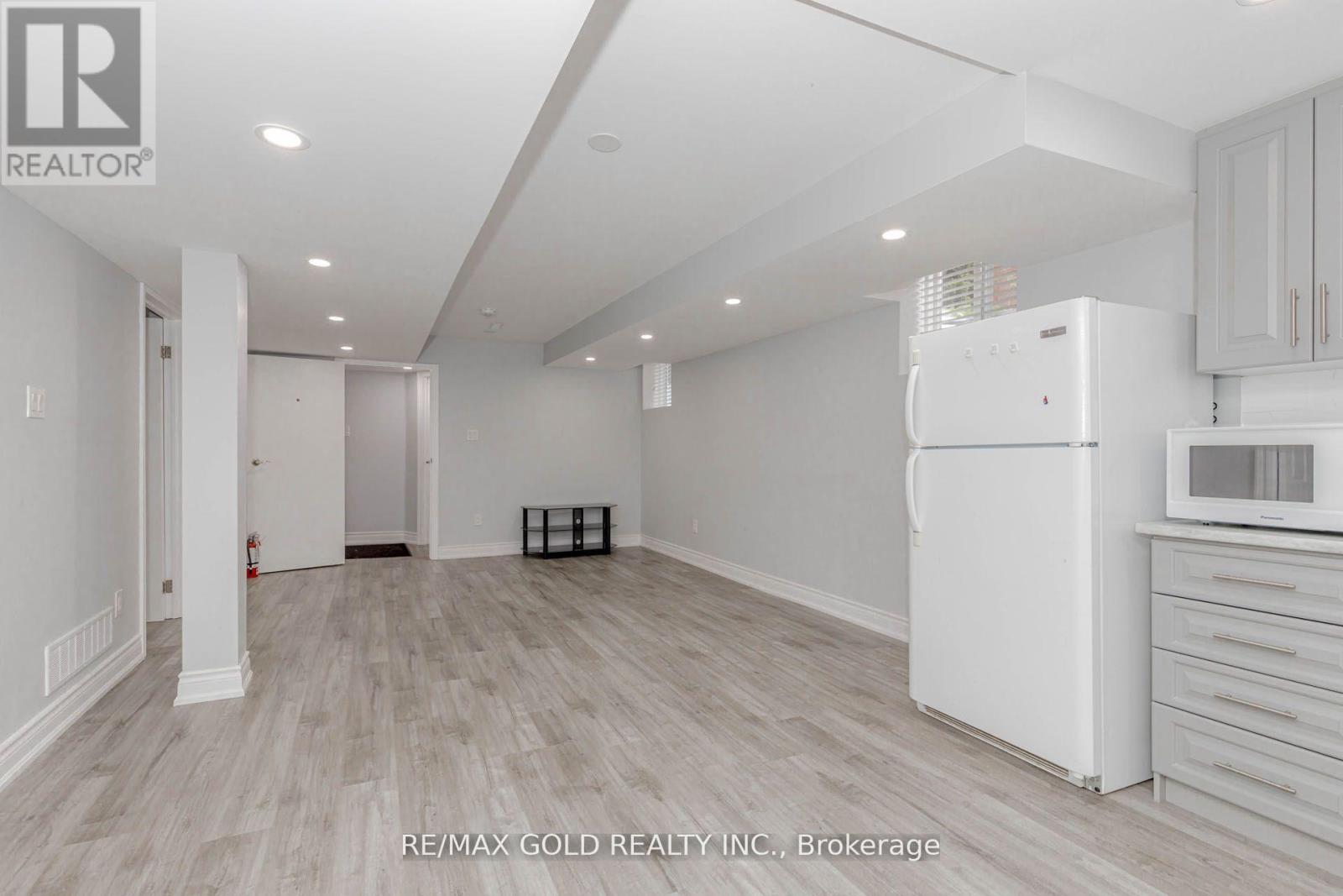 Basement - 71 Pertosa Drive, Brampton, Ontario  L6X 4W7 - Photo 15 - W12986970