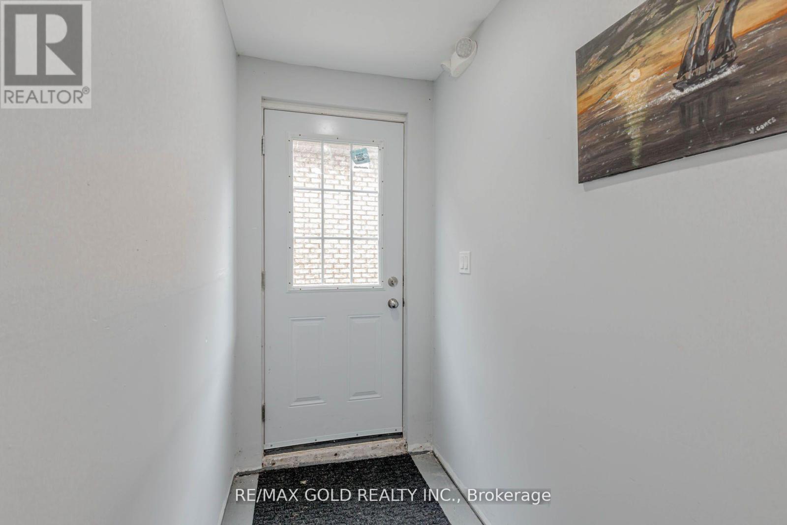 Basement - 71 Pertosa Drive, Brampton, Ontario  L6X 4W7 - Photo 5 - W12986970