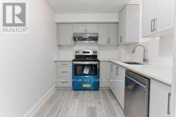 19 Brentcliff Drive, Brampton, Ontario L7A 2N1 - Photo 3 - W12986984