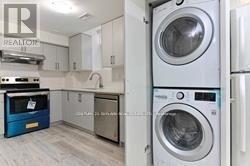 19 Brentcliff Drive, Brampton, Ontario L7A 2N1 - Photo 5 - W12986984