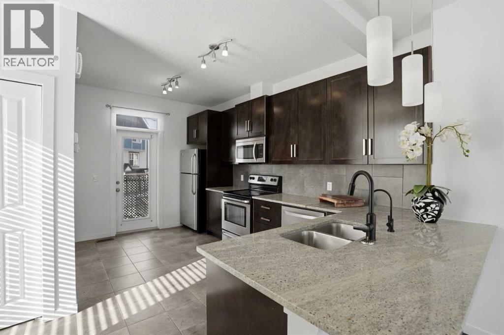 205 New Brighton Row Se, Calgary, Alberta  T2Z 1B9 - Photo 13 - A2294327