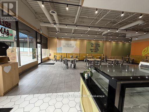 6&7 - 6161 Thorold Stone Road, Niagara Falls, Ontario  L2J 1A4 - Photo 8 - X12986986