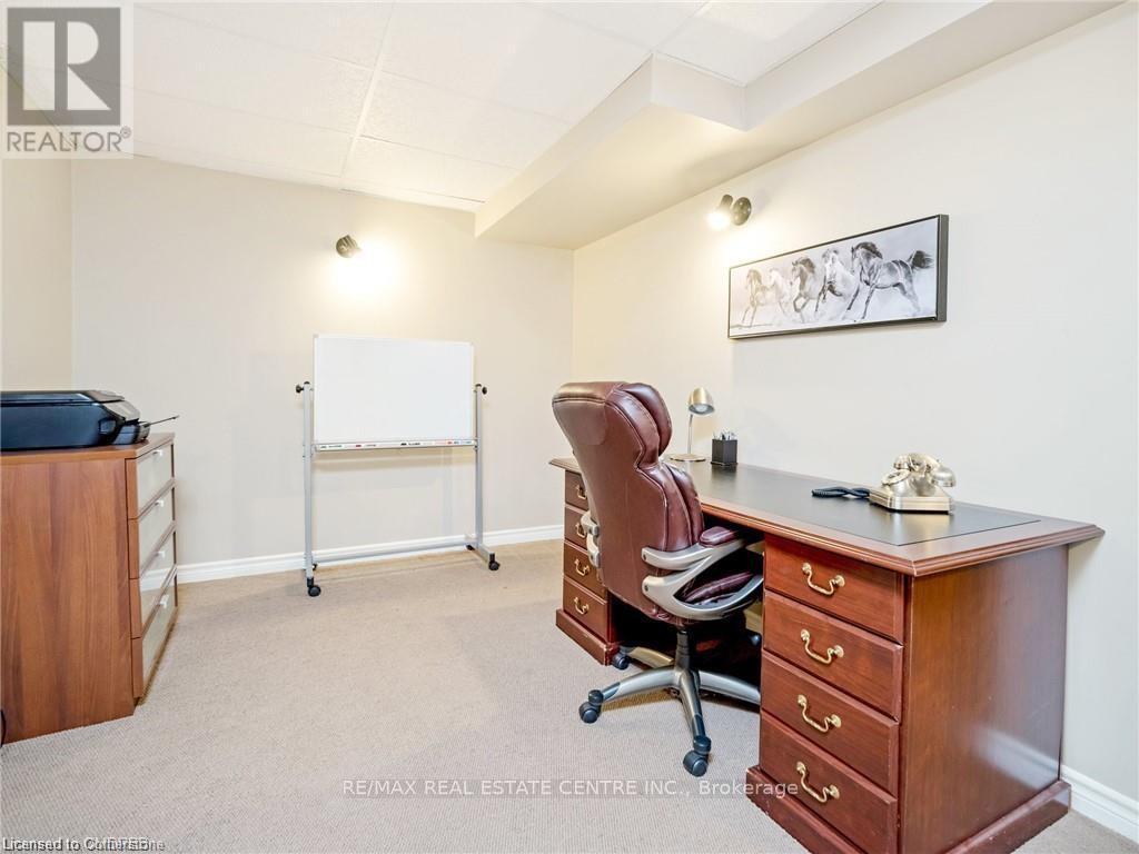 15 Trillium Terrace, Halton Hills, Ontario  L7J 2W8 - Photo 26 - W12718230