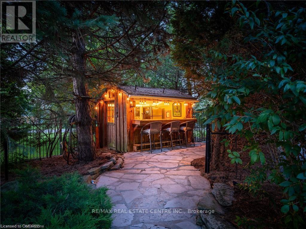 15 Trillium Terrace, Halton Hills, Ontario  L7J 2W8 - Photo 42 - W12718230