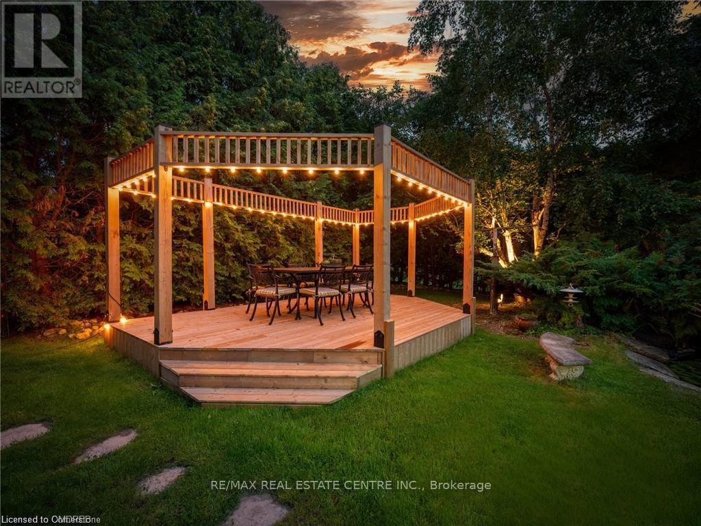 15 Trillium Terrace, Halton Hills, Ontario  L7J 2W8 - Photo 38 - W12718230