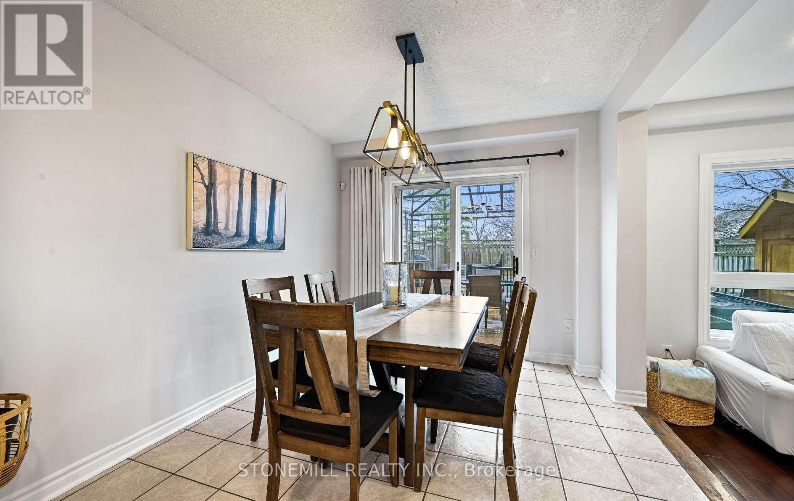 140 Mcmeeken Drive, Cambridge, Ontario  N3C 4E7 - Photo 11 - X12984996