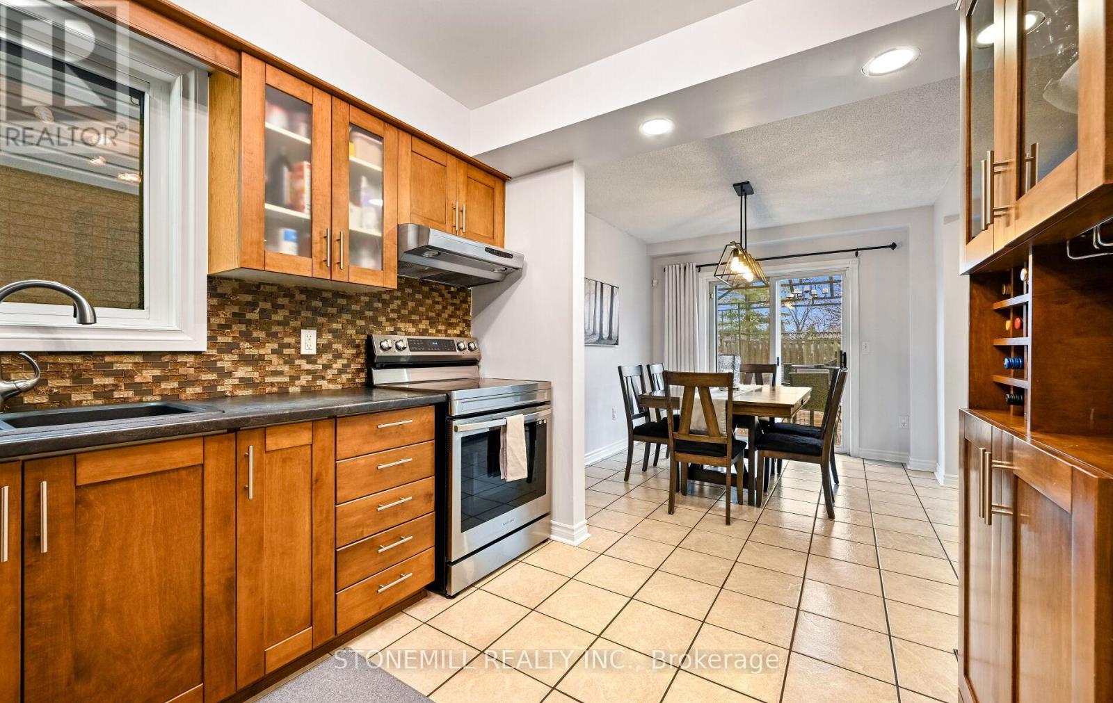 140 Mcmeeken Drive, Cambridge, Ontario  N3C 4E7 - Photo 16 - X12984996