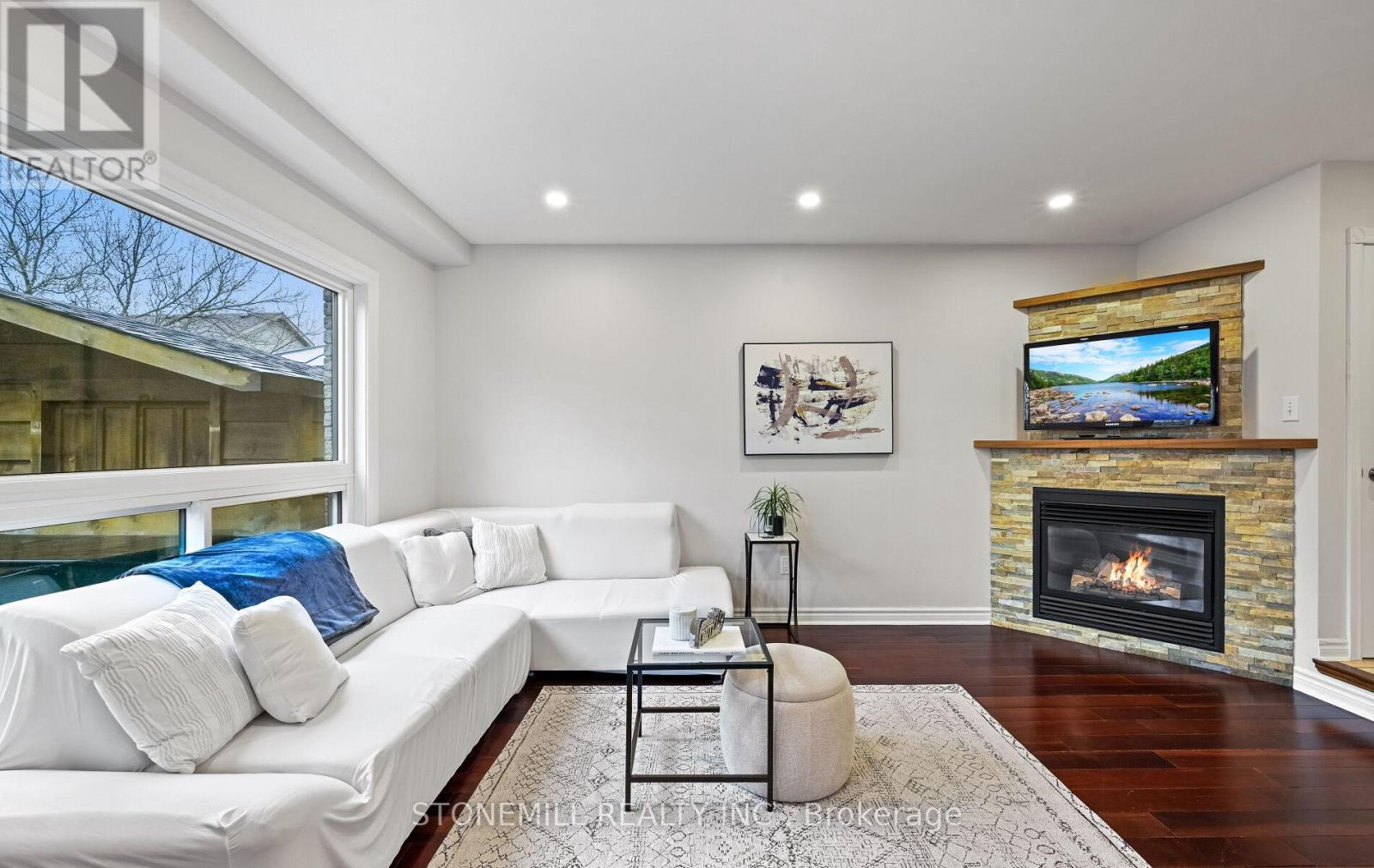 140 Mcmeeken Drive, Cambridge, Ontario  N3C 4E7 - Photo 9 - X12984996