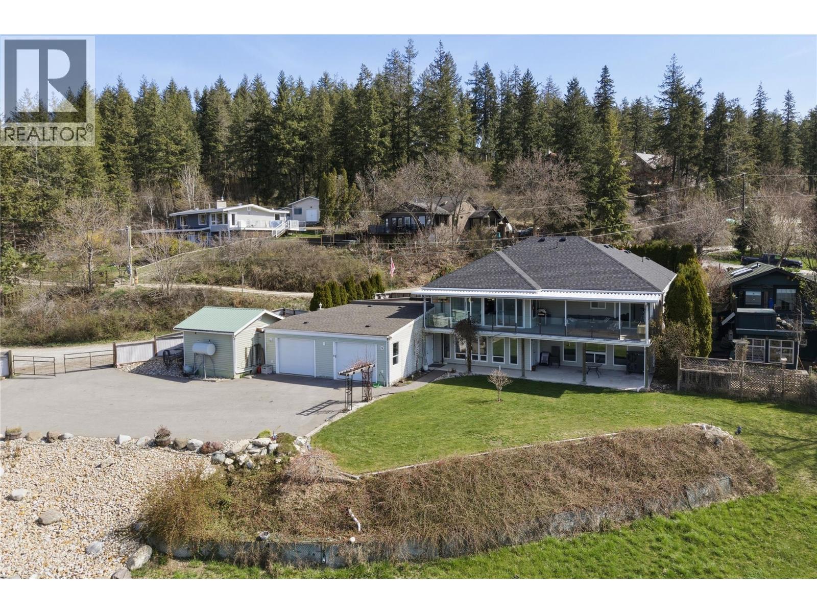 1660 28 Avenue NE, Salmon Arm, British Columbia  V1E 3X2 - Photo 1 - 10379306