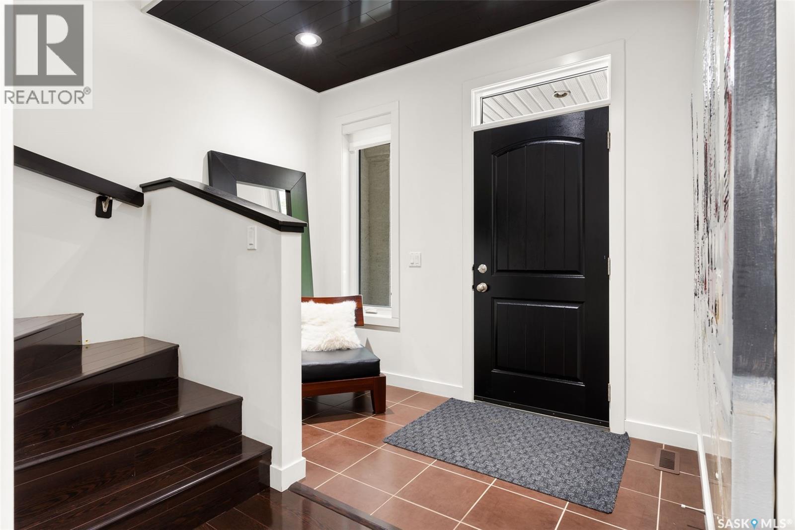 1980 Ottawa Street, Regina, Saskatchewan  S4P 1P6 - Photo 2 - SK027184