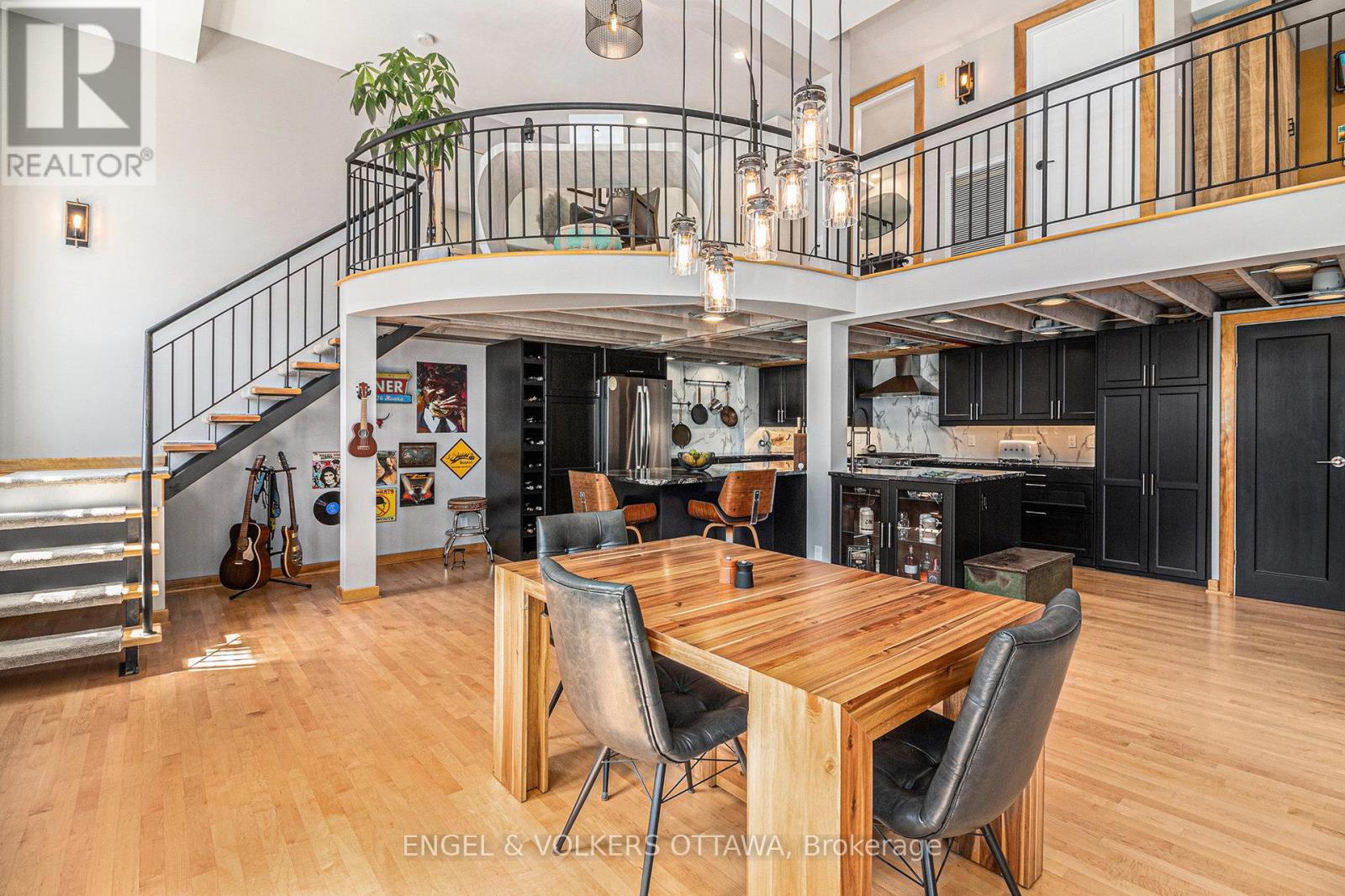 203 - 24 Springfield Road, Ottawa, Ontario K1M 1C9 - Photo 11 - X12986990