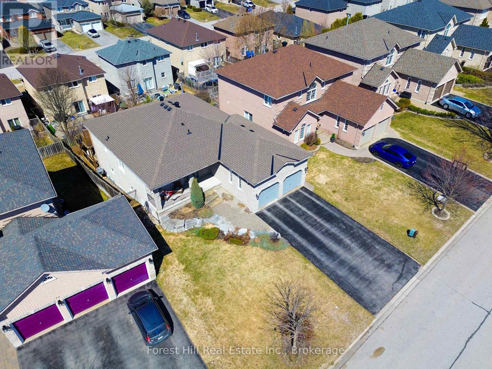 68 Silver Trail S, Barrie, Ontario  L4N 3P2 - Photo 3 - S12987058