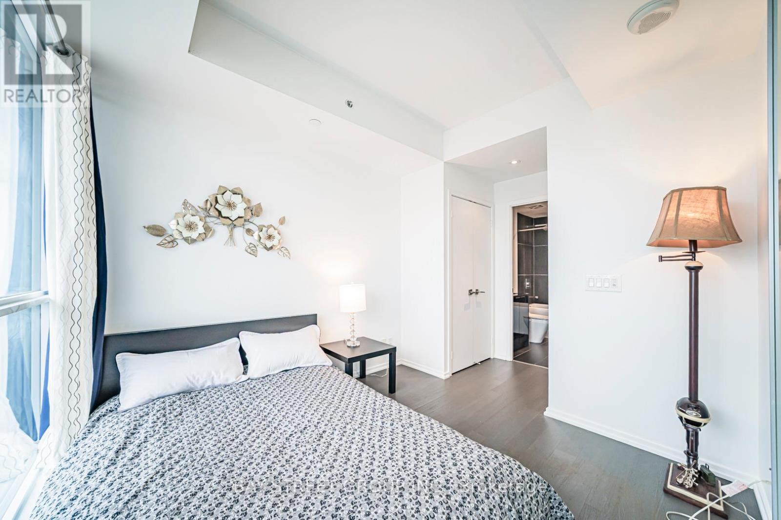 3217 - 70 Temperance Street, Toronto, Ontario  M5H 0B1 - Photo 13 - C12986992