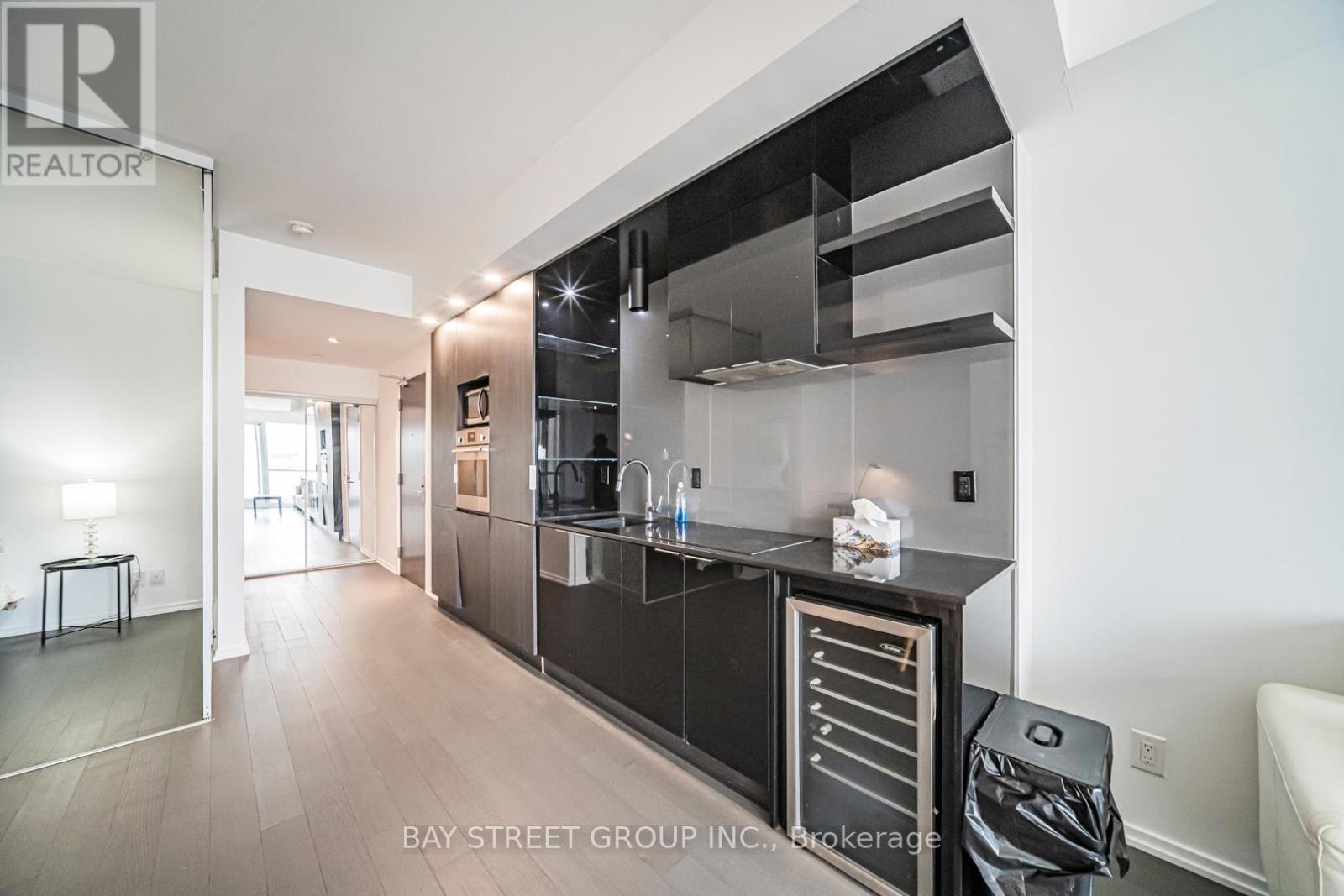 3217 - 70 Temperance Street, Toronto, Ontario  M5H 0B1 - Photo 8 - C12986992