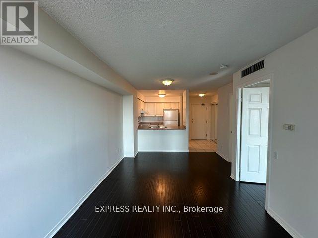 1005 - 8 Hillcrest Avenue, Toronto, Ontario M2N 6Y6 - Photo 2 - C12987018