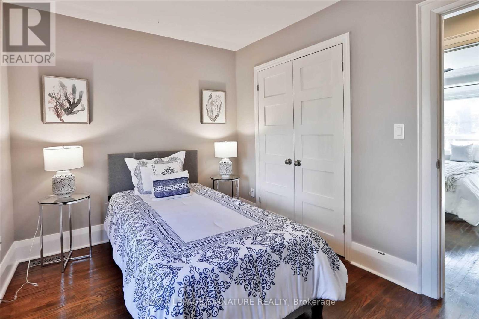 372 Roehampton Avenue, Toronto, Ontario M4P 1S4 - Photo 13 - C12987026