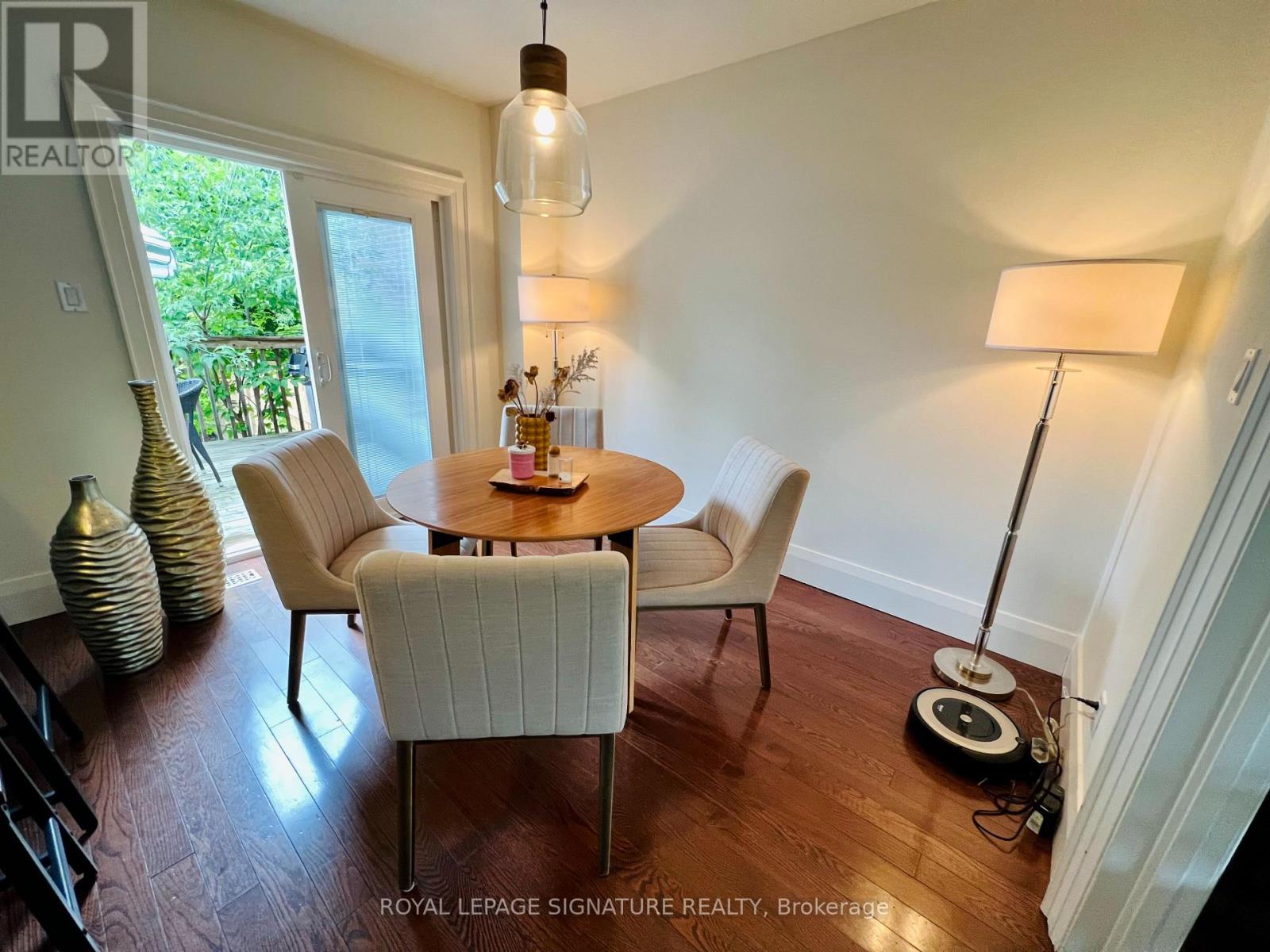 372 Roehampton Avenue, Toronto, Ontario M4P 1S4 - Photo 4 - C12987026