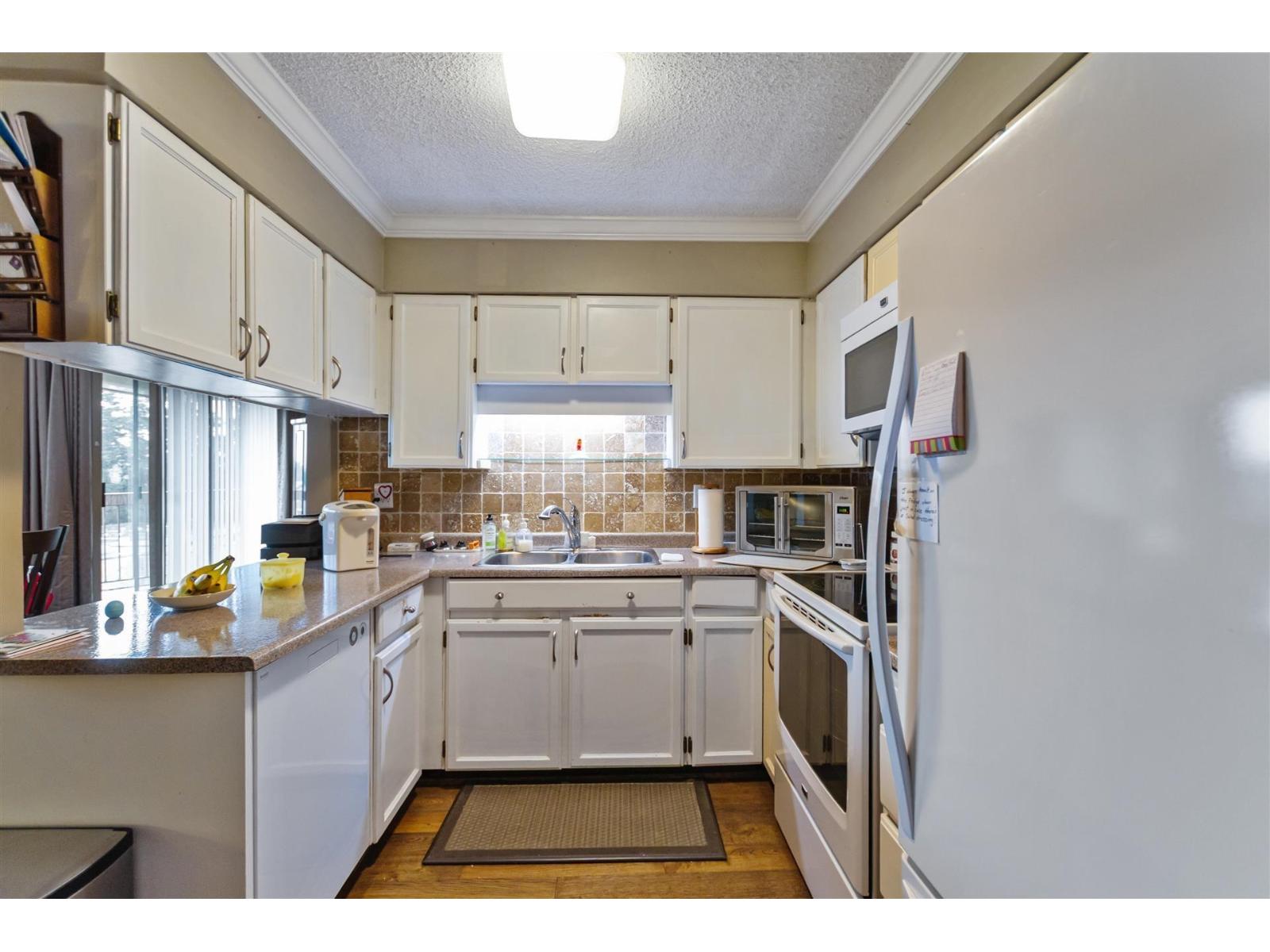 621 31955 Old Yale Road, Abbotsford, British Columbia  V2T 4N1 - Photo 11 - R3109833