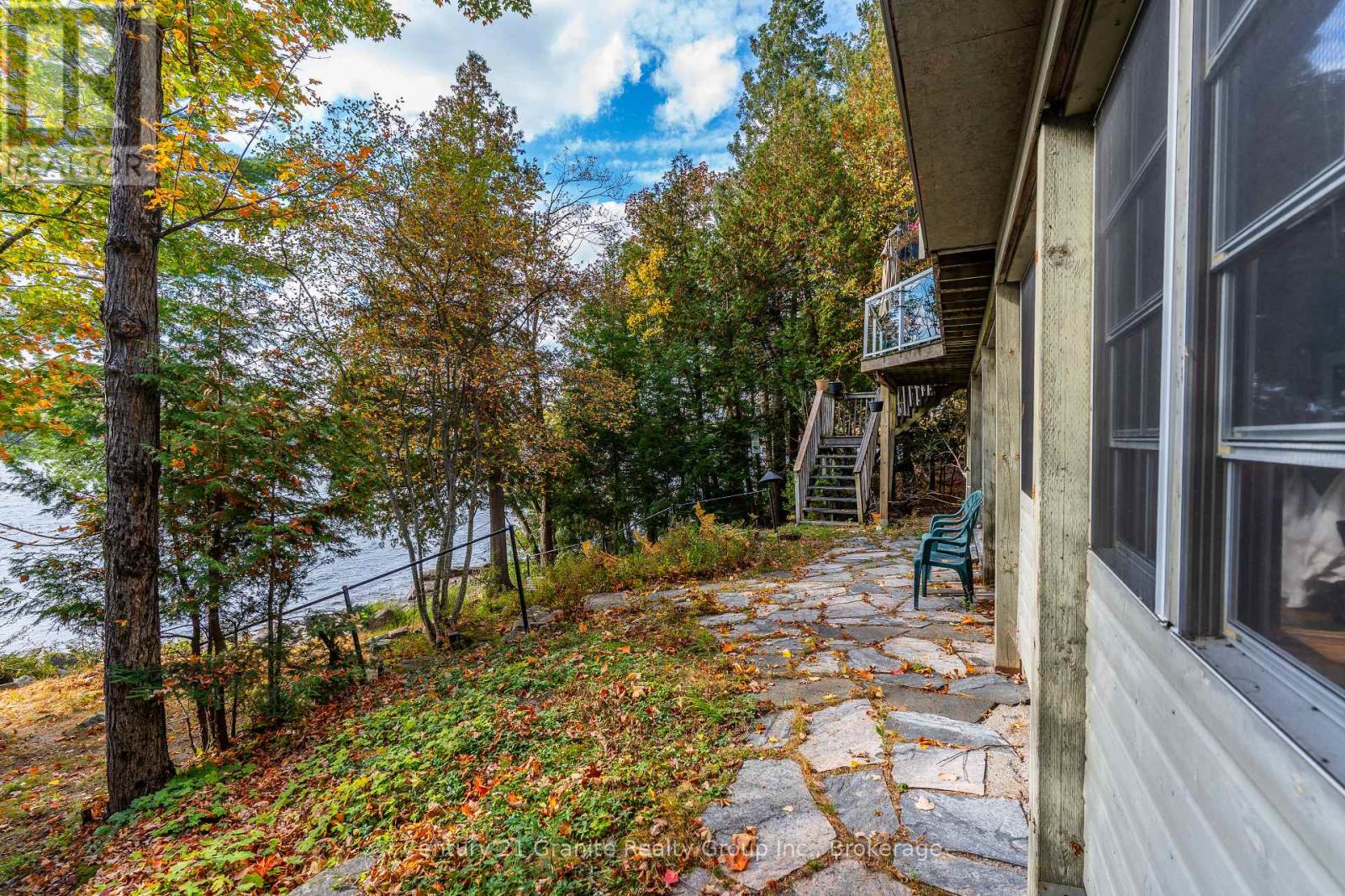 1058 Kipps Lane, Dysart Et Al, Ontario  K0M 1S0 - Photo 11 - X12987020