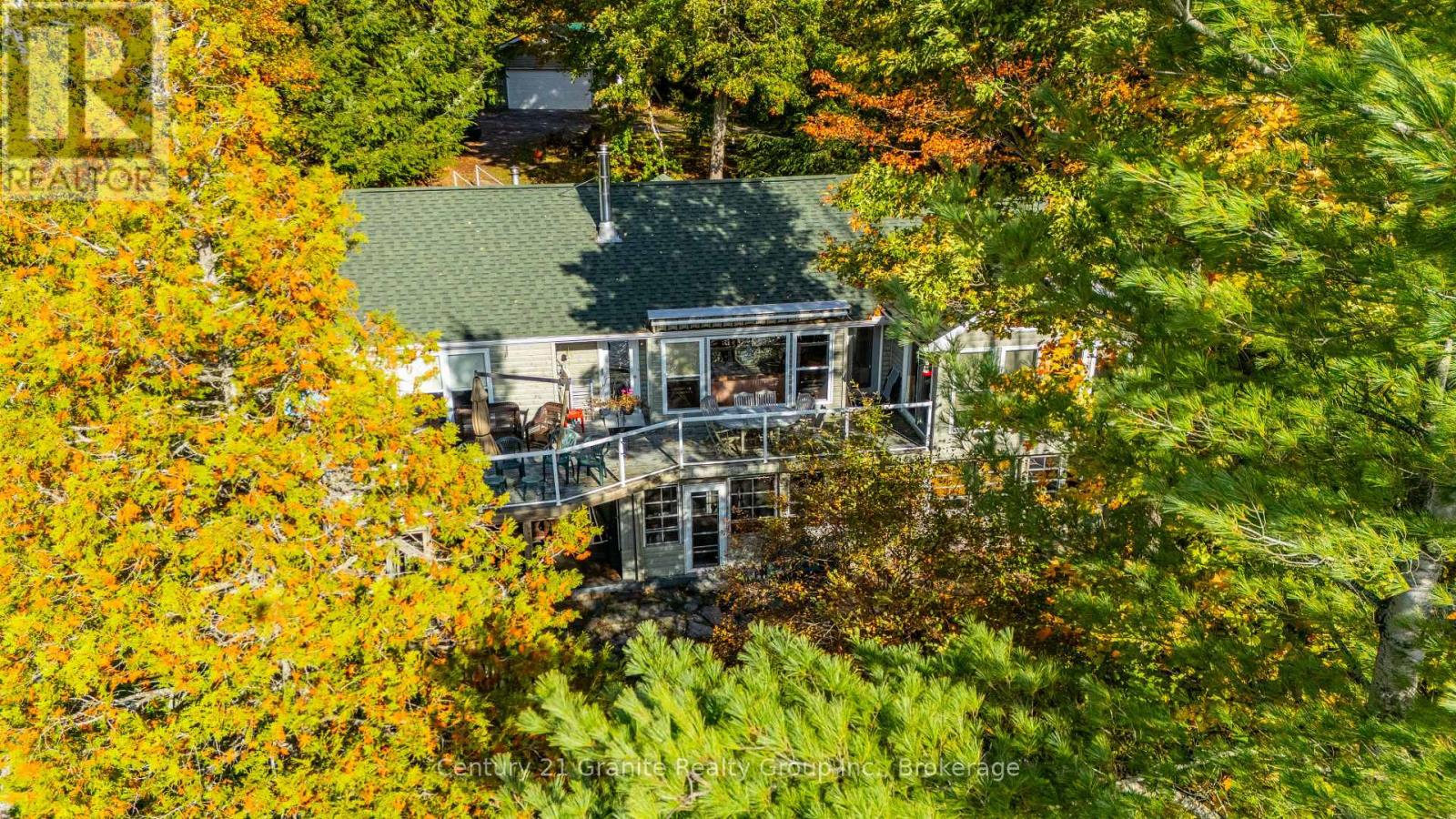 1058 Kipps Lane, Dysart Et Al, Ontario  K0M 1S0 - Photo 2 - X12987020