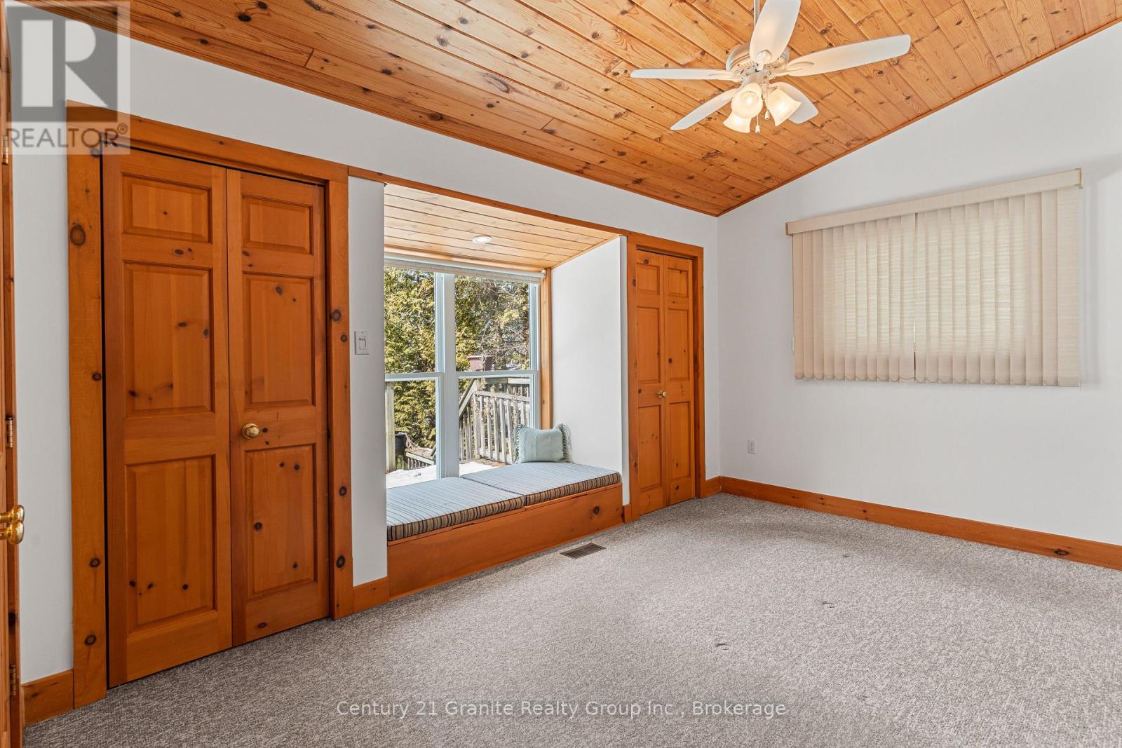 1058 Kipps Lane, Dysart Et Al, Ontario  K0M 1S0 - Photo 28 - X12987020