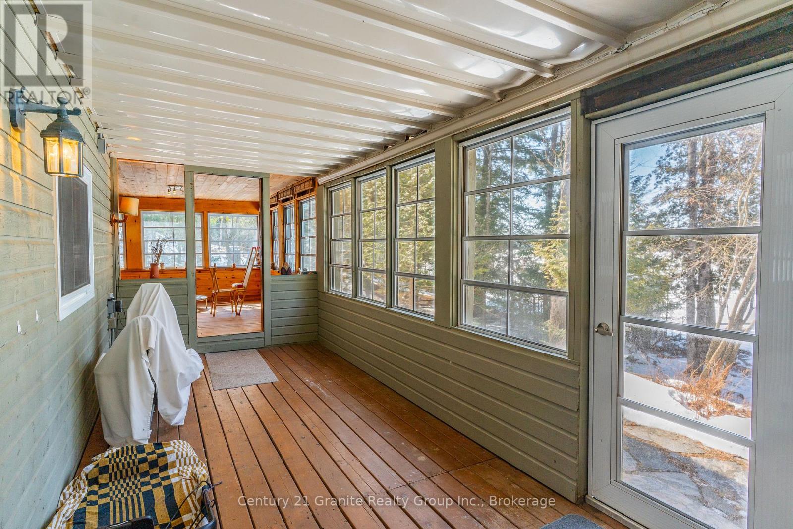 1058 Kipps Lane, Dysart Et Al, Ontario  K0M 1S0 - Photo 35 - X12987020