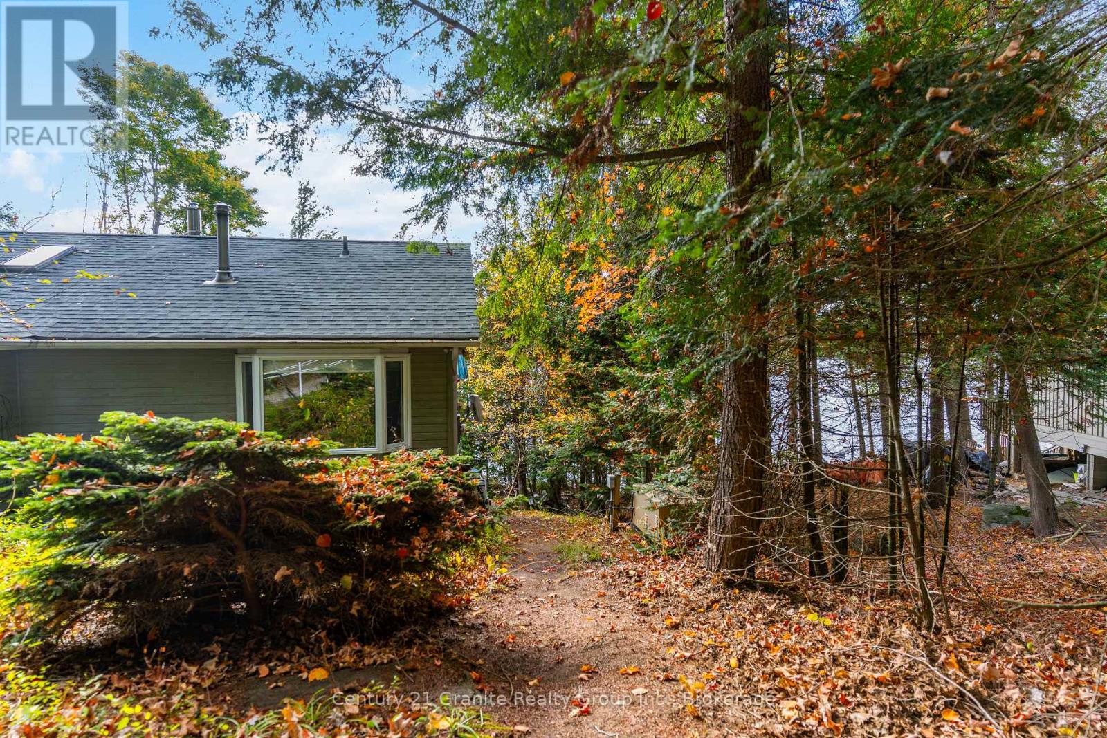 1058 Kipps Lane, Dysart Et Al, Ontario  K0M 1S0 - Photo 5 - X12987020