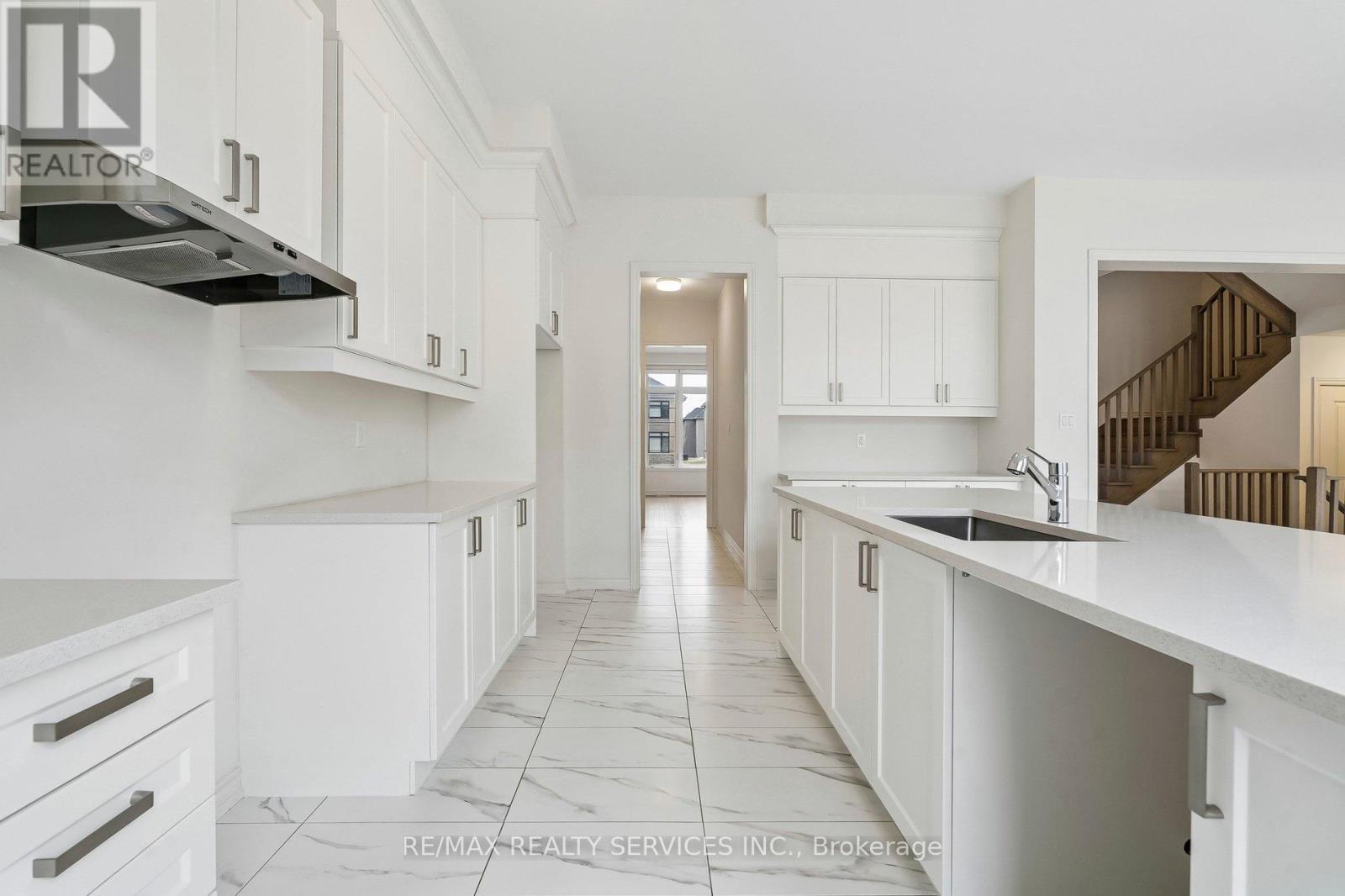 25 Bellflower Crescent, Adjala-Tosorontio, Ontario  L0G 1W0 - Photo 12 - N12926222